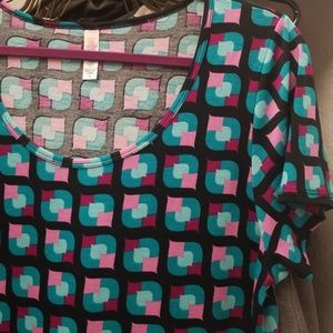 Woman's short sleeve top